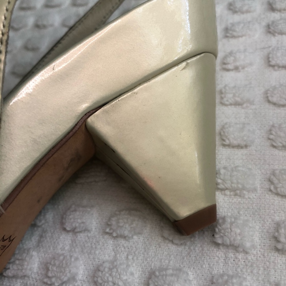 Vince Camuto Candy Sling Back Heels - Picture 15 of 15